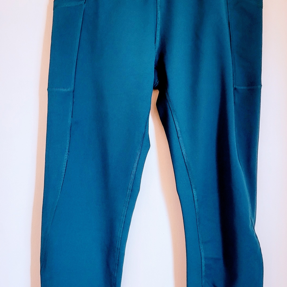 Two-piece Layer8  Teal Activewear